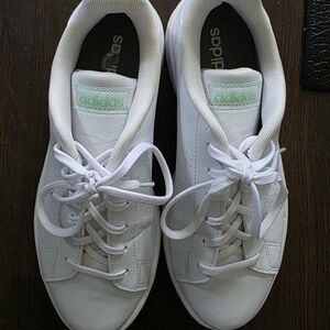 Adidas Womens Advantage 2.0 Sneakers